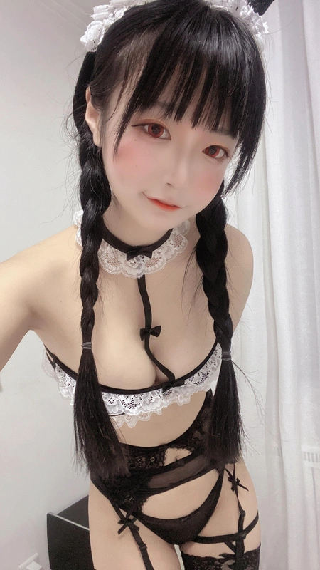 兔女郎 - 佳佳好难啊