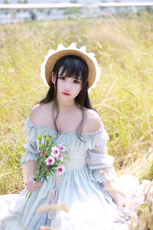 LOLITA我终将遗忘梦境中的那些路径。山峦与田野，遗忘那些永远不能实现的梦 - 夏柠柠