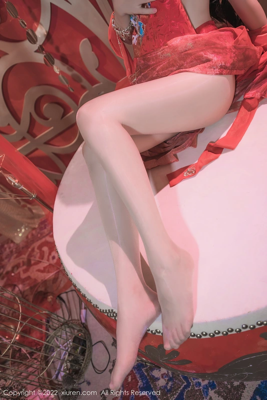 [XIUREN秀人网] 2022.10.12 NO.5699 - 抖娘-利世