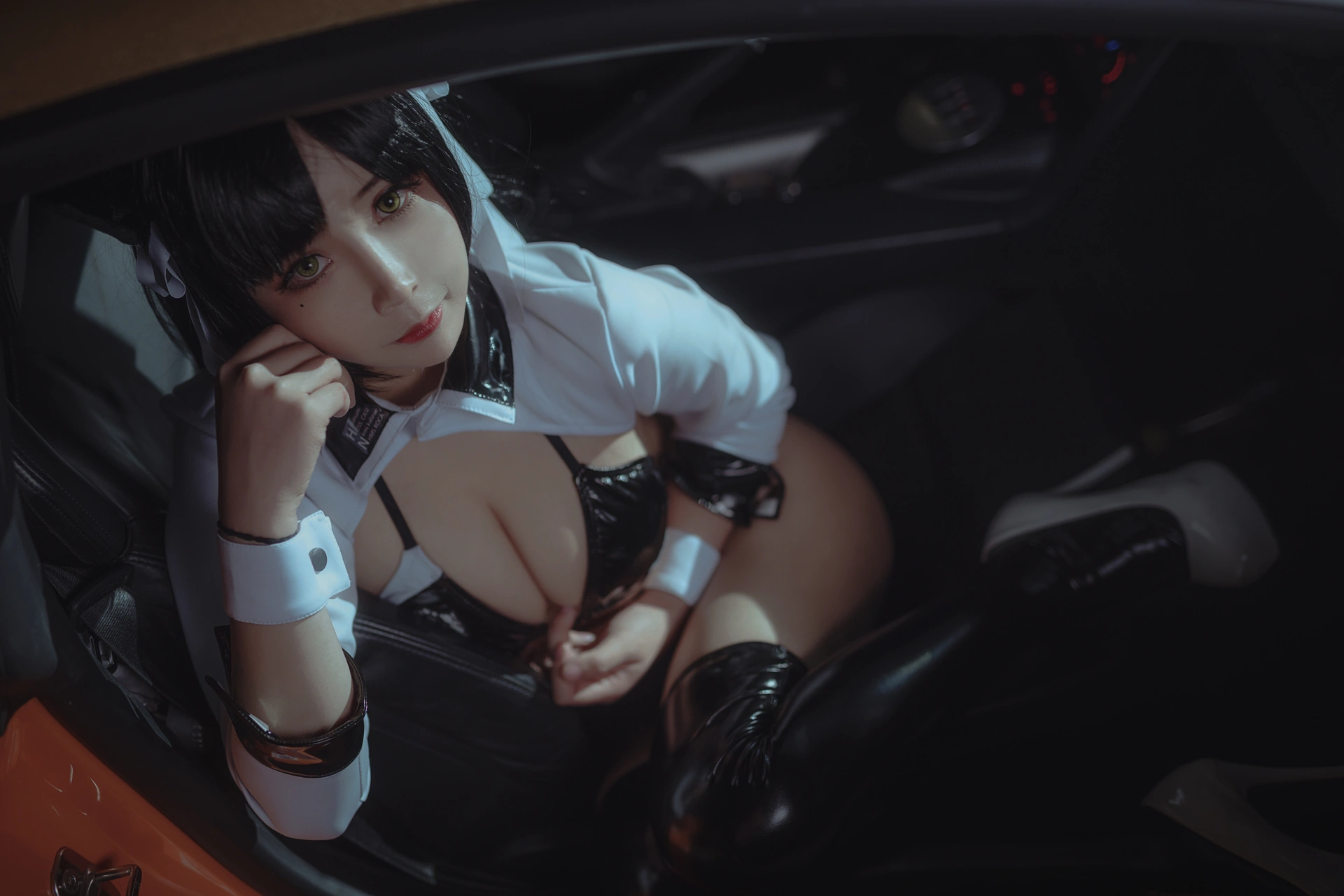 抱走莫子AA - NO.09 -车女郎 1